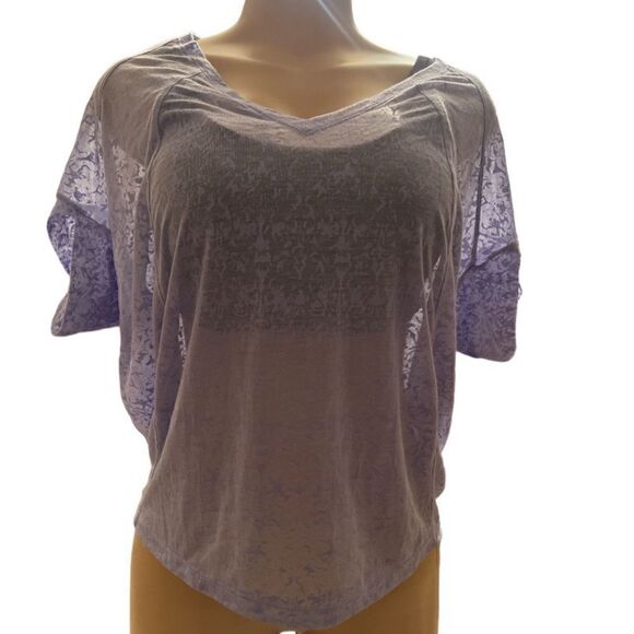 NWT- 7 for all mankind top - Picture 2 of 9